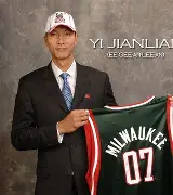 多米体育全站官网-字母哥打爆雷霆内线